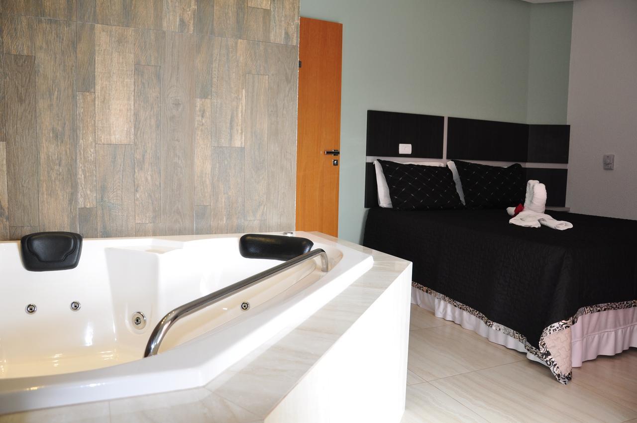 Hotel Sao Miguel Sao Miguel do Araguaia Extérieur photo