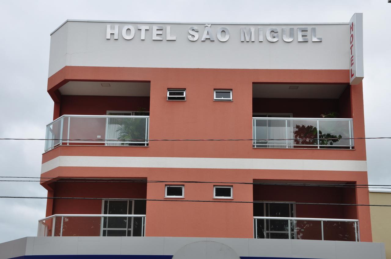 Hotel Sao Miguel Sao Miguel do Araguaia Extérieur photo