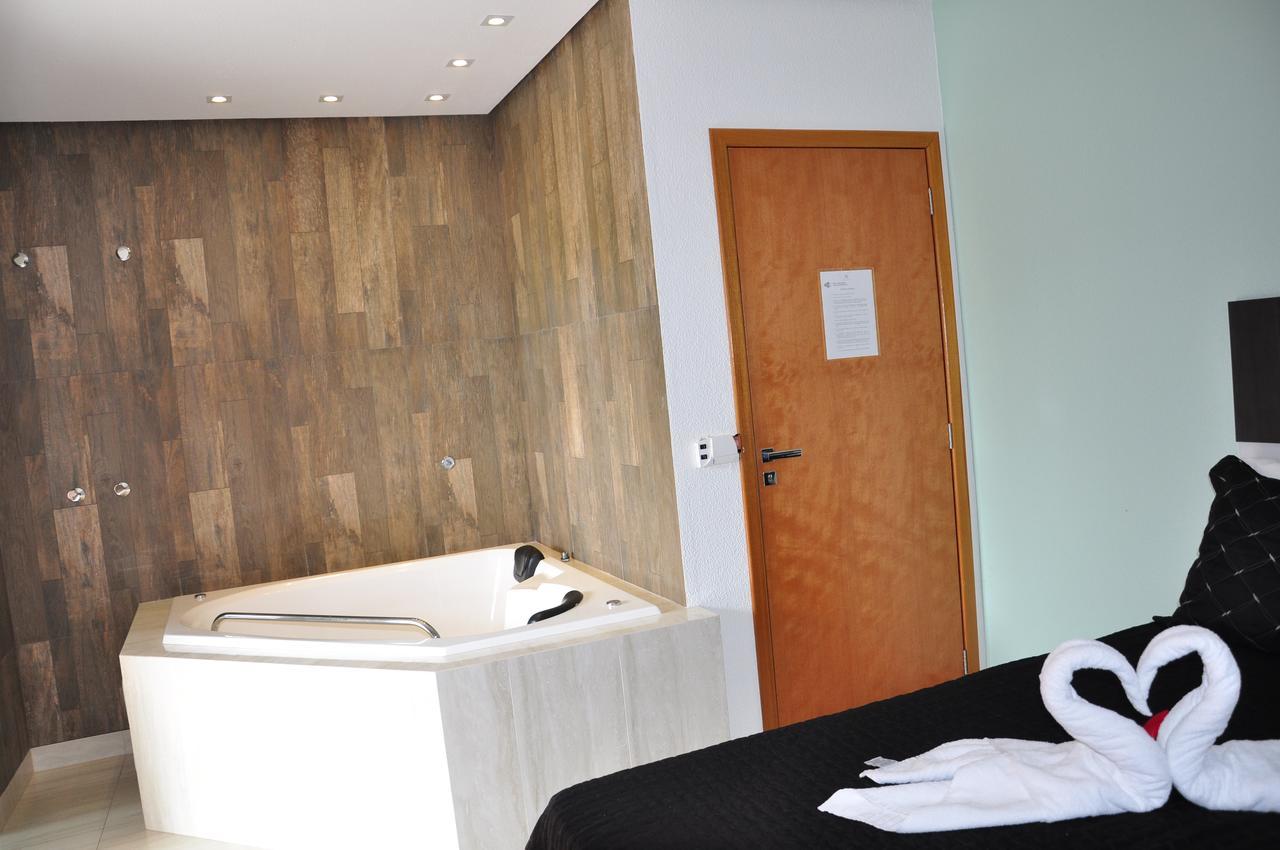 Hotel Sao Miguel Sao Miguel do Araguaia Extérieur photo