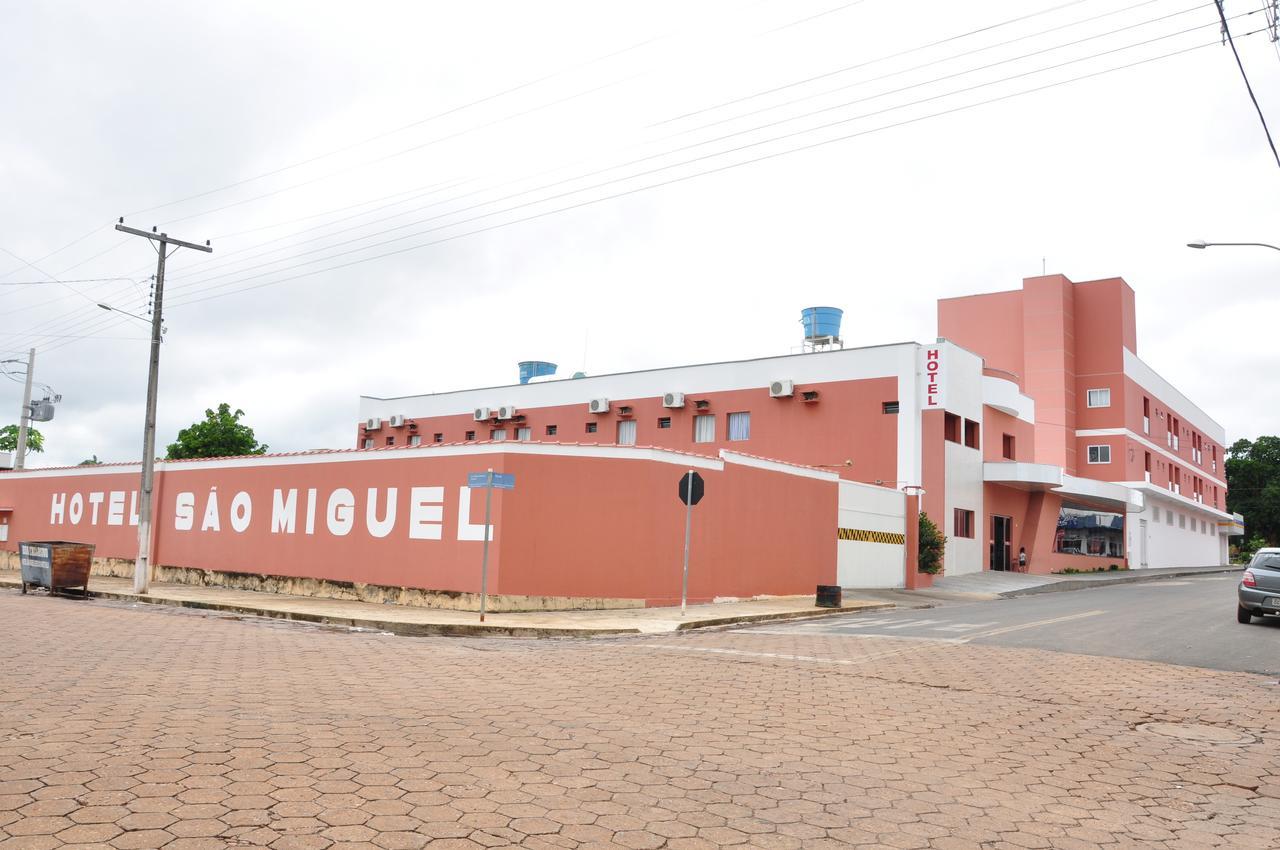 Hotel Sao Miguel Sao Miguel do Araguaia Extérieur photo