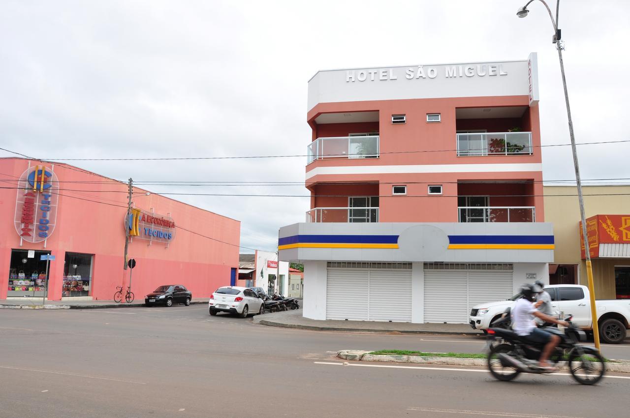 Hotel Sao Miguel Sao Miguel do Araguaia Extérieur photo
